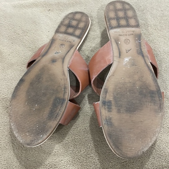 Ardene Brown/Nude Sandals - size 10 - Picture 2 of 2
